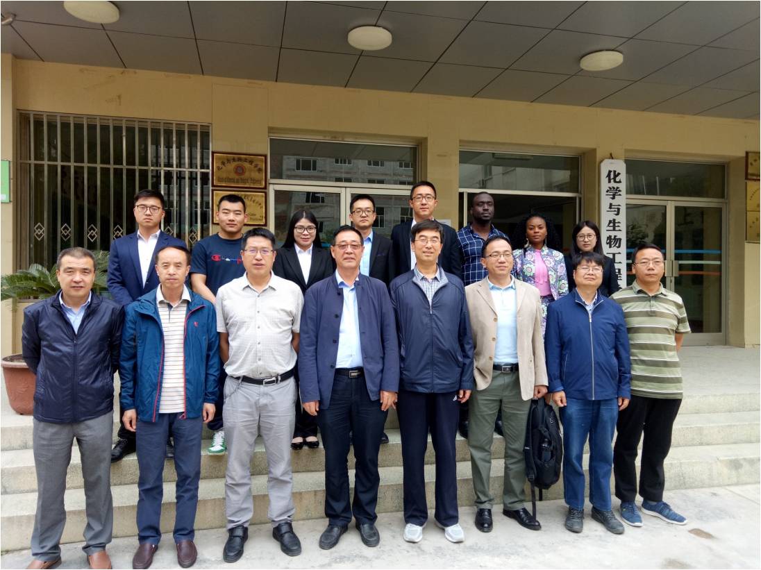 我院圆满完成2017届微生物学专业硕士研究生毕业论文答辩工作